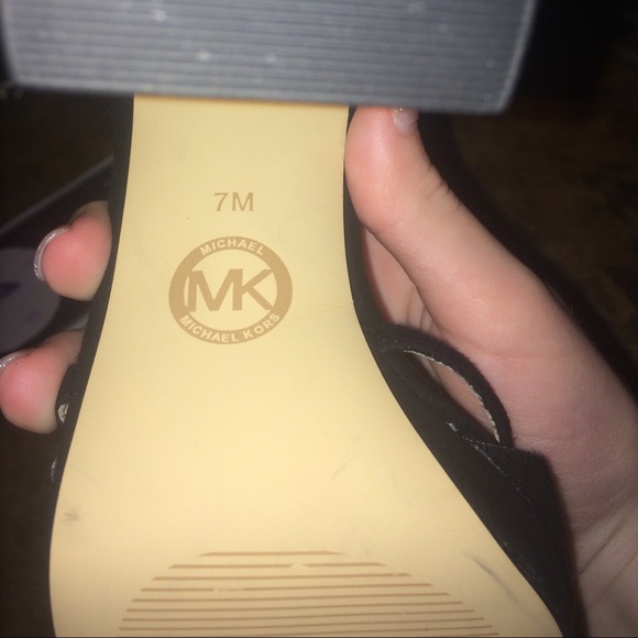 Michael Kors yoonie platform sandals size 7 - Picture 5 of 5